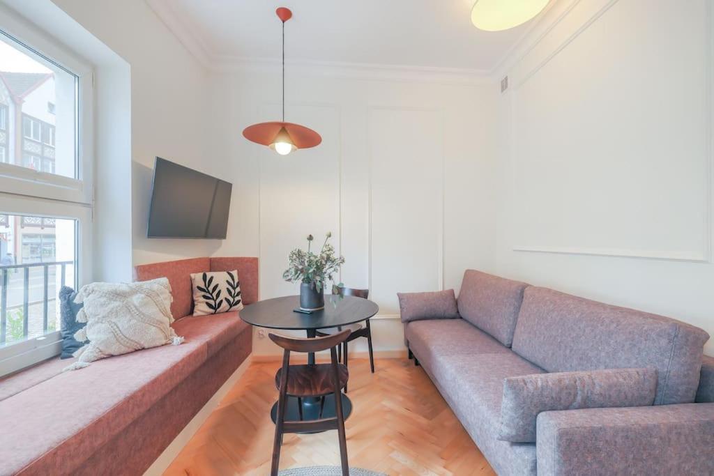 Modern Apartment In City Centre กดัญสก์ ภายนอก รูปภาพ